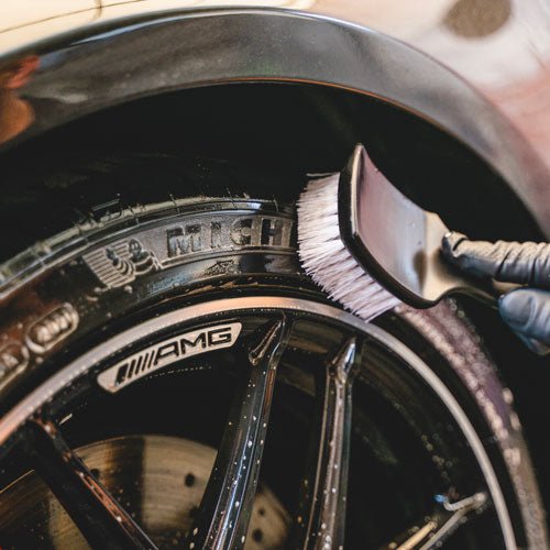 Maniac Line - WHEEL & TYRE CLEANER - Gagnon Esthétique
