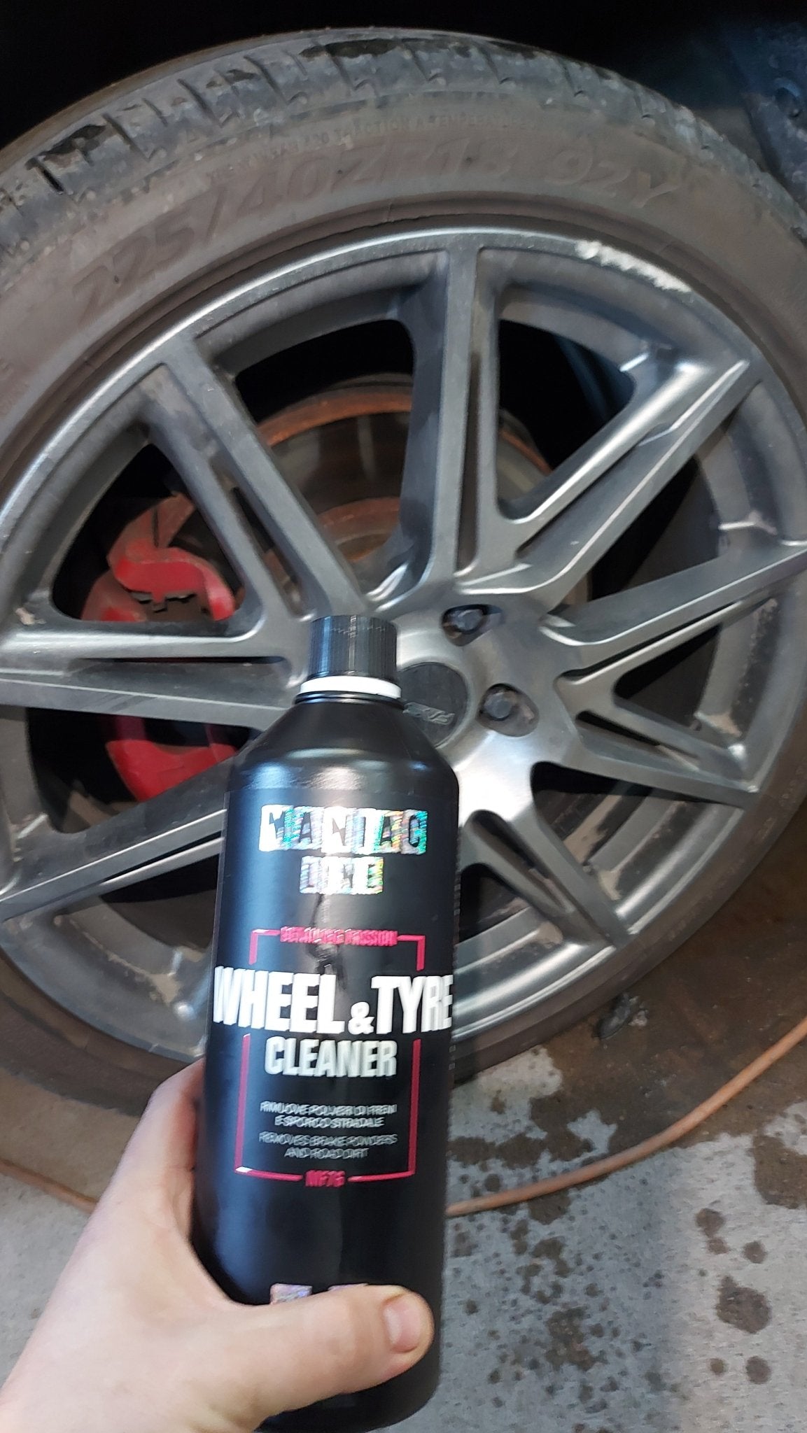Maniac Line - WHEEL & TYRE CLEANER - Gagnon Esthétique