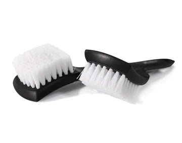 Maxshine - Stiff Bristle Tire Brush - Gagnon Esthétique